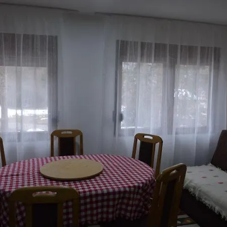 Planinska Kuca Arbinje Dom wakacyjny *